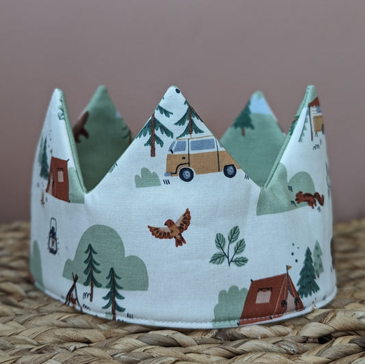Camping Woodsy Crown